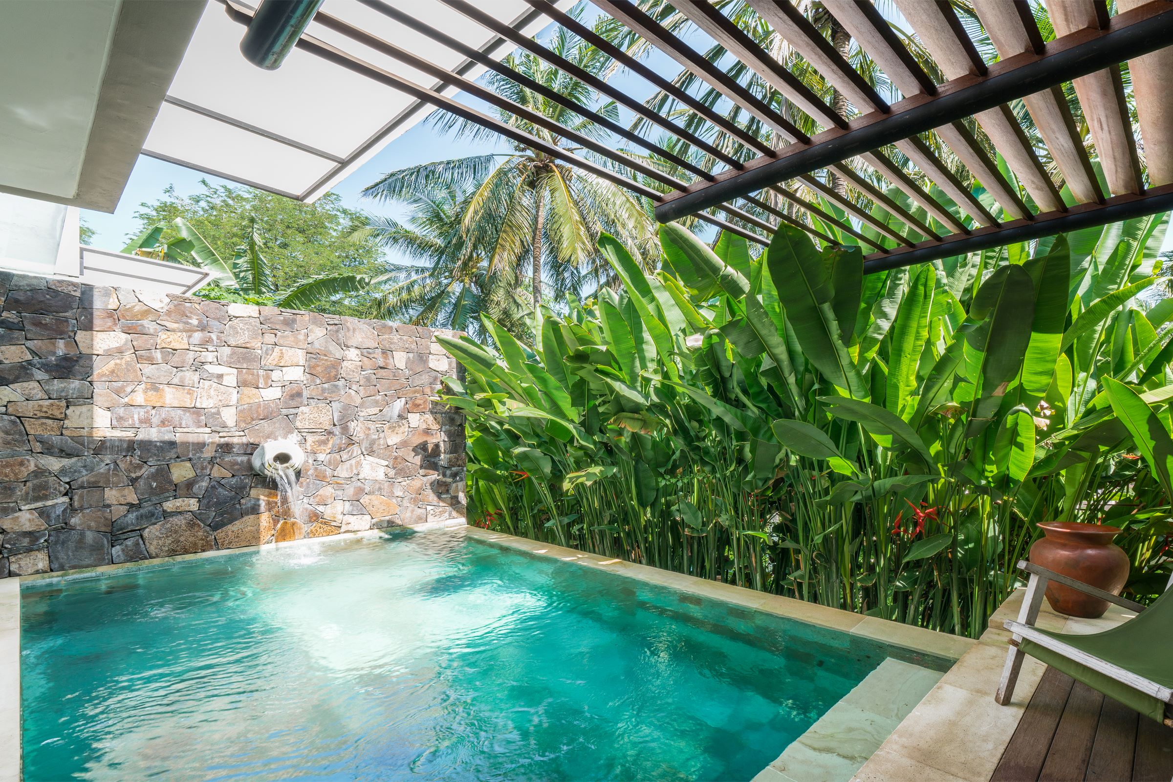 Adna Pool Deluxe
